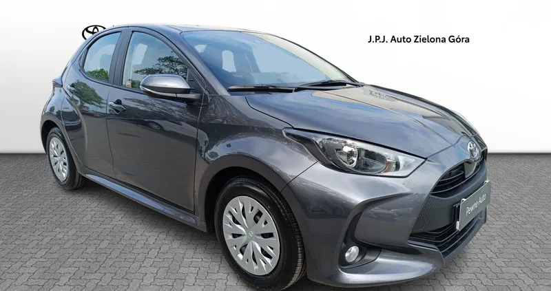 samochody osobowe Toyota Yaris cena 75900 przebieg: 4584, rok produkcji 2023 z Szczawnica